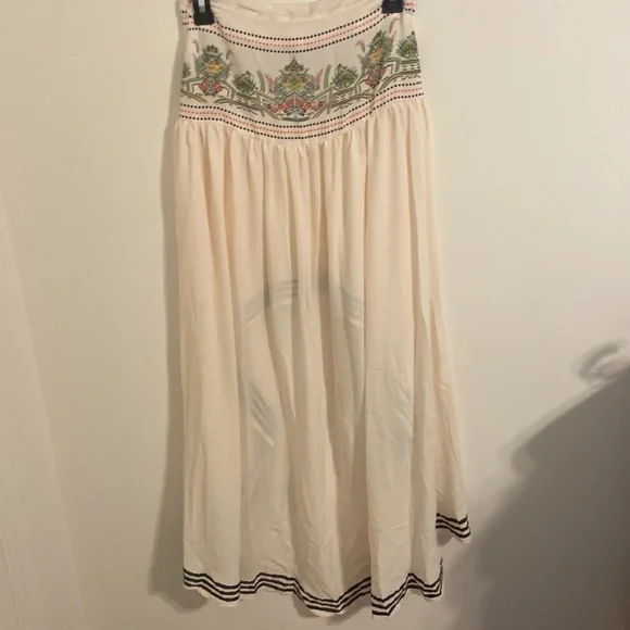 Boutique hi low skirt cream w black stripes small Nwot - Picture 5 of 16